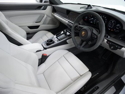 PORSCHE 911 - 10