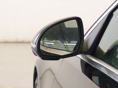 MERCEDES-BENZ C-CLASS - 6
