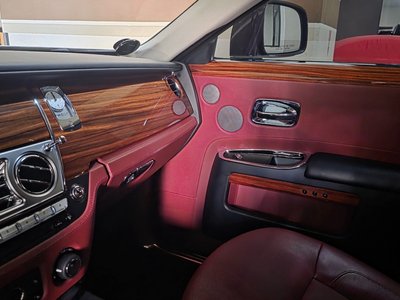 ROLLS-ROYCE GHOST - 10