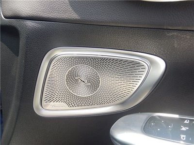 2025 Mercedes-BENZ C-CLASS thumbnail 13