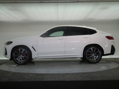 2023 BMW X4 thumbnail 25