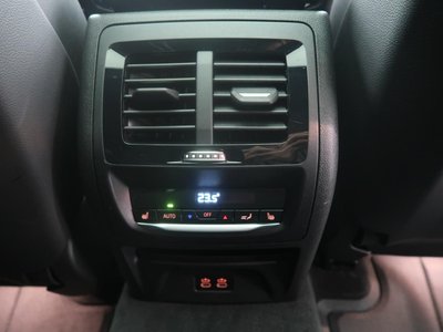 2023 BMW X4 thumbnail 44