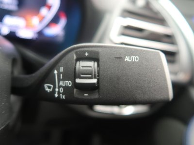 2023 BMW X4 thumbnail 40