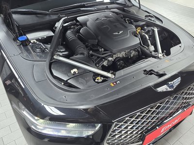 صورة 7 لـ 2019 GENESIS G90