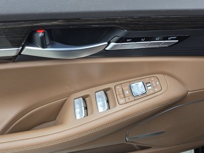 2019 Genesis G90 — миниатюра 26