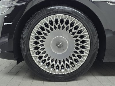 صورة 6 لـ 2019 GENESIS G90