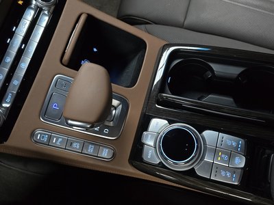2019 Genesis G90 — миниатюра 12