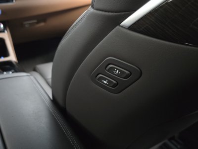 2019 Genesis G90 — миниатюра 29