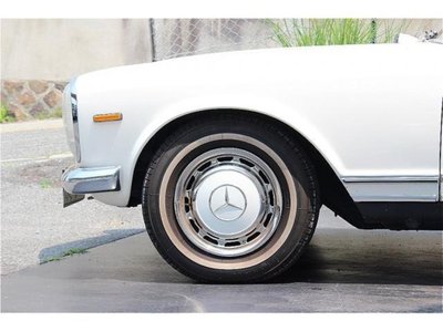 MERCEDES-BENZ SL - 9