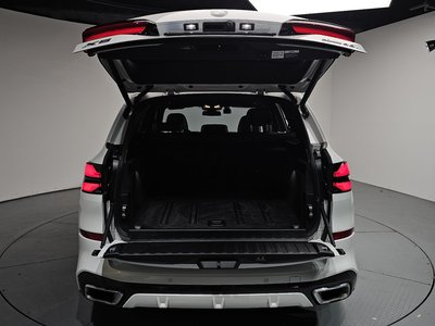 2025 BMW X5 缩略图 36