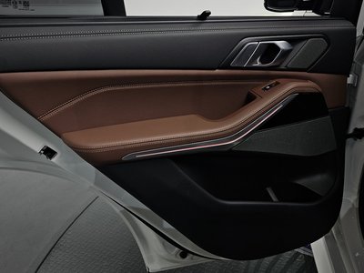 2025 BMW X5 缩略图 15