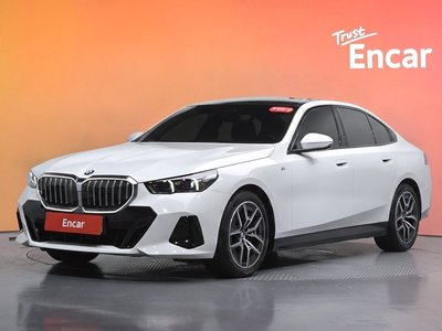 2024 BMW 5 SERIES 照片 1