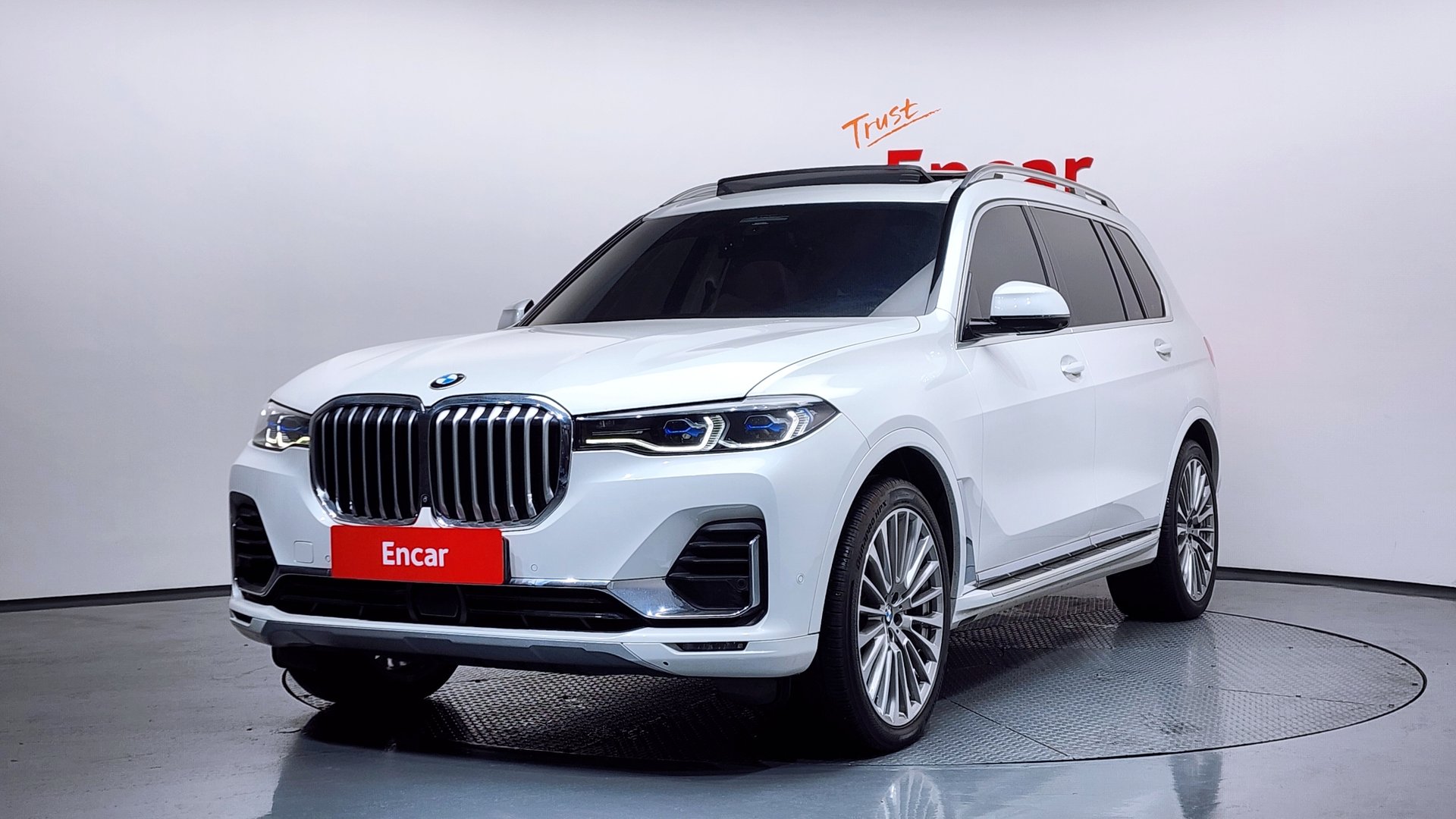 BMW X7 - View 1