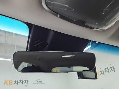 2021 Genesis GV70 — миниатюра 16