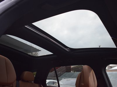 MERCEDES-BENZ E-CLASS - 5