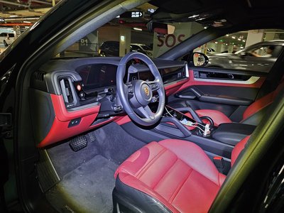 PORSCHE CAYENNE - 5
