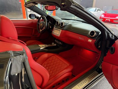 صورة مصغرة 43 لـ 2009 Ferrari CALIFORNIA
