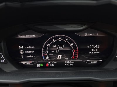 LAMBORGHINI URUS - 8