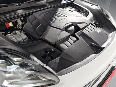 PORSCHE CAYENNE - 7