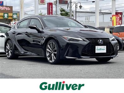 LEXUS IS - 1