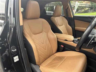 صورة 4 لـ 2023 Lexus NX