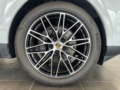 صورة مصغرة 19 لـ 2023 Porsche CAYENNE
