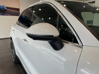 2023 Porsche CAYENNE 照片 9