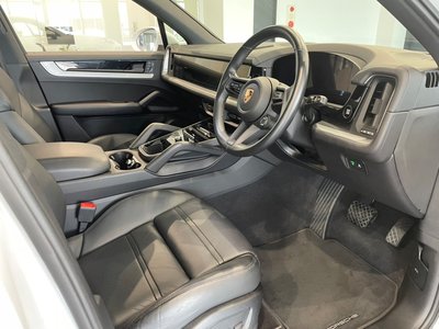 صورة مصغرة 24 لـ 2023 Porsche CAYENNE