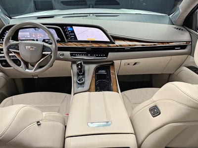 CADILLAC ESCALADE 5TH GENERATION - 5