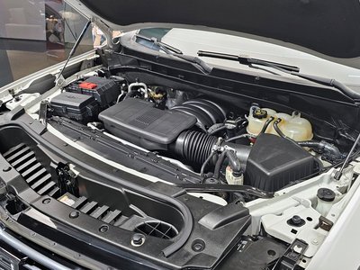 CADILLAC ESCALADE 5TH GENERATION - 7