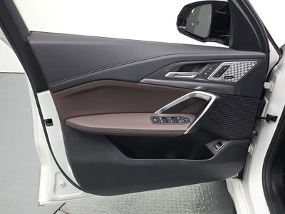 2025 BMW X1 — миниатюра 14