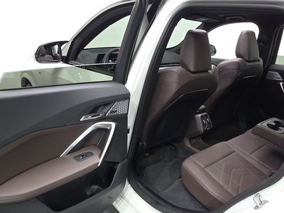 2025 BMW X1 — миниатюра 18