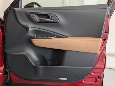 TOYOTA CROWN SPORT - 10