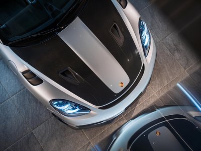 PORSCHE 718 SPYDER - 5