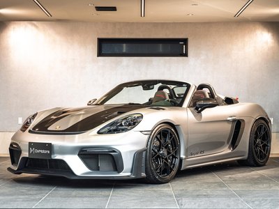 PORSCHE 718 SPYDER - 9