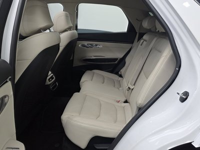 صورة مصغرة 18 لـ 2022 Genesis GV70