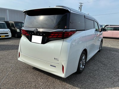 TOYOTA ALPHARD - 9