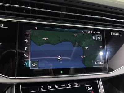 2021 AUDI Q8 thumbnail 14