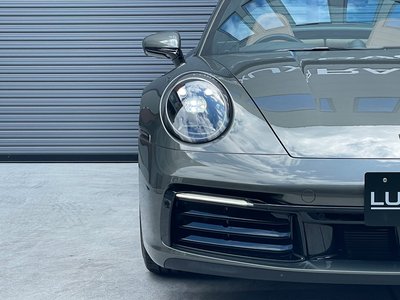 PORSCHE 911 - 6