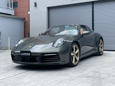 PORSCHE 911 - 9
