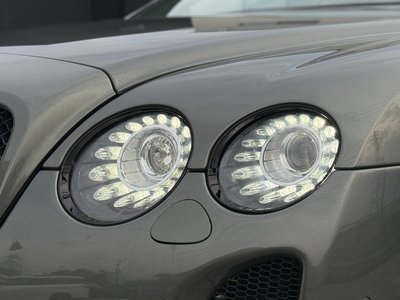 BENTLEY CONTINENTAL - 8