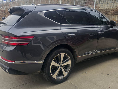 GENESIS GV80 - 3