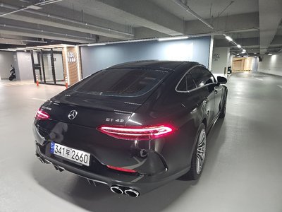 MERCEDES-BENZ GT AMG - 7