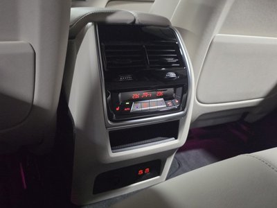 2025 BMW X5 thumbnail 18