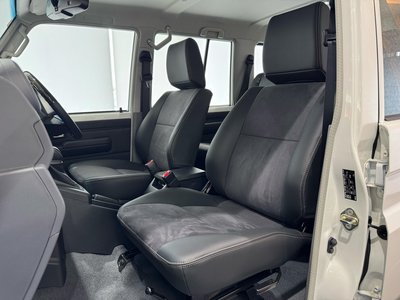 2025 Toyota LAND CRUISER 70 — миниатюра 37