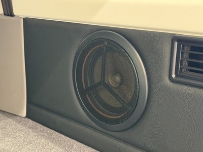 2025 Toyota LAND CRUISER 70 — миниатюра 34