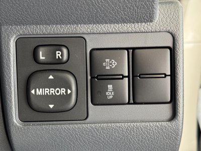 2025 Toyota LAND CRUISER 70 — миниатюра 70