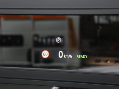 2025 LAND Rover DISCOVERY SPORT — миниатюра 88