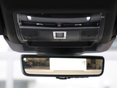 2025 LAND Rover DISCOVERY SPORT — миниатюра 84