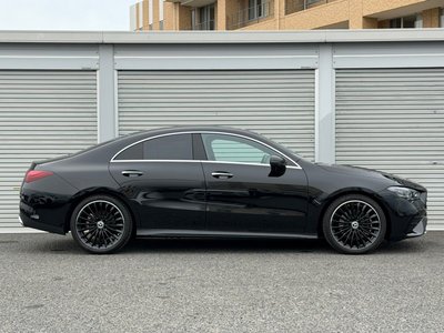 MERCEDES-BENZ CLA - 10